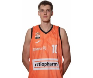 Eric Reibe basketball player photo 2