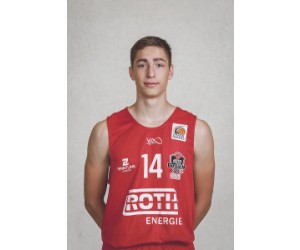 Erik Lindenstruth basketball player - PF
