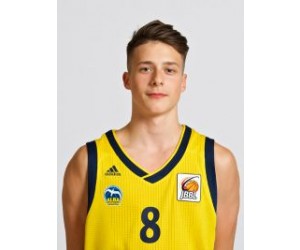 Erik Penteker basketball player photo 1