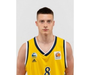 Erik Penteker basketball player photo 3