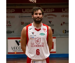 Eros Chinellato basketball player - SG/SF