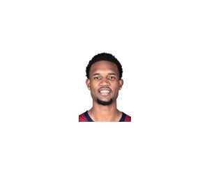 Evan Mobley basketball player photo 3