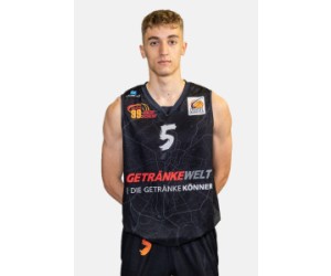 Felix Zacharias basketball player photo 2