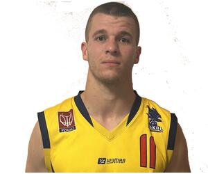 Filip Piechowiak basketball player - SF