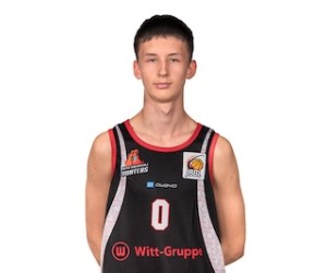 Finn-Elias Lohmann basketball player