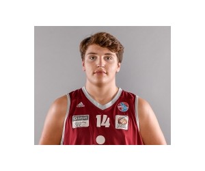 Finn Noah Langebartels basketball player - PF