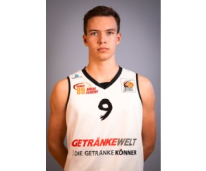 Franz Yanis Estel basketball player