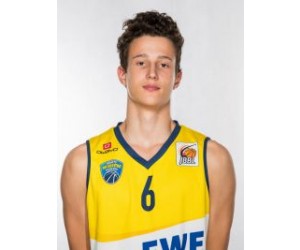 Fynn Aumann basketball player photo 1