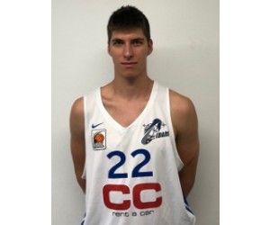 Gaetan Pierantonio Schoentgen basketball player - C
