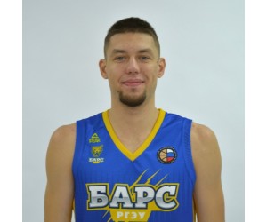 Grigory Komissarenko basketball player photo 3
