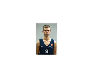 Gustavs Zvejnieks basketball player photo 1