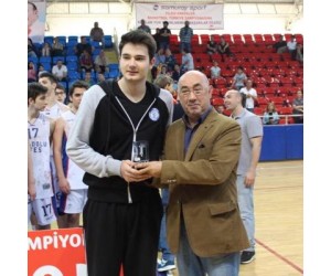 Hakan Emiroglu basketball player - C