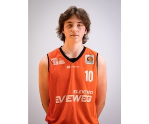 Hannes Reyer basketball player