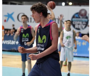 Hector Alderete Diaz basketball player - PF
