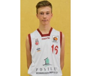 Henning Nieslon basketball player - C