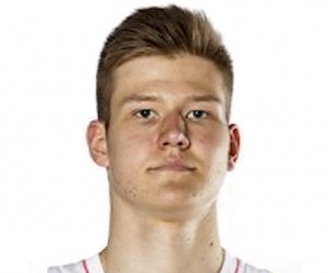 Henri Veesaar basketball player - C/PF