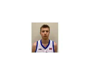 Henrijs Tavars basketball player photo 1