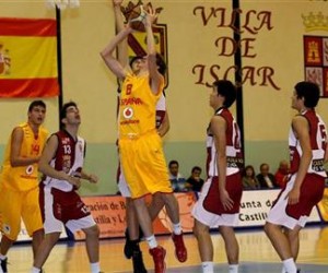 Hugo Bartolome Schneider basketball player photo 1