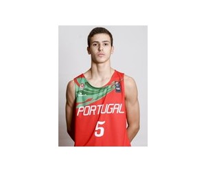 Hugo Ferreira basketball player photo 1