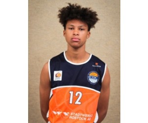 Ikenna Reschke basketball player - SF