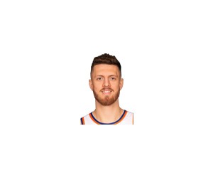 Isaiah Hartenstein basketball player photo 7