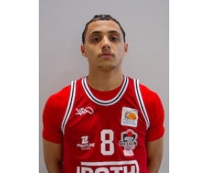 Isiah Cade basketball player - PF