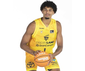 Jakub Wiktor Urbaniak Coulibaly basketball player photo 2