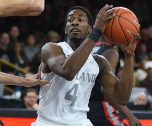 Jalen Hayes basketball player photo 1