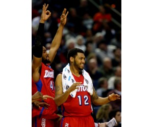 Jalen Robinson basketball player photo 1