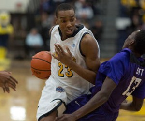 Jamal Reynolds basketball player photo 1