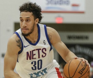 Jeremy Senglin basketball player photo 1