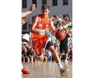 Joschka Ferner basketball player - PF