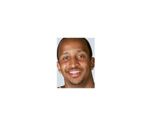 J.r. Bremer basketball player - SG
