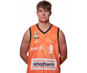 Julian Adolph basketball player photo 2