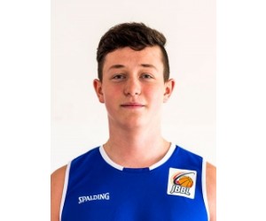 Julius Rienecker basketball player - SG