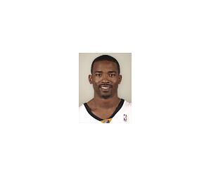 Junior Harrington basketball player - G