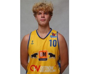 Kacper Szymoniak basketball player - SF/PF