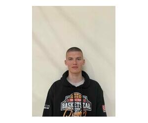 Kamil Wiszniewski basketball player - C
