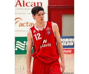 Kari Jonsson basketball player photo 2