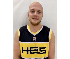 Karol Wisniewski basketball player - PF/C