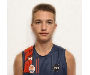 Kirill Raychinetc basketball player