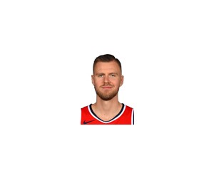 Kristaps Porzingis basketball player photo 4