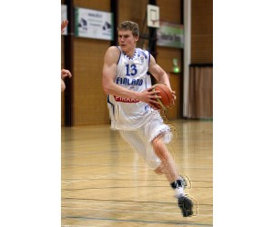 Lauri Markkanen basketball player photo 2