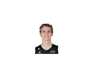 Lauri Markkanen basketball player photo 6