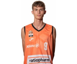 Leander Klugmann basketball player photo 2