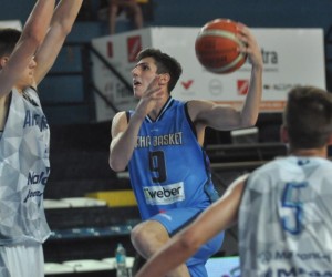 Leandro Bolmaro basketball player photo 1