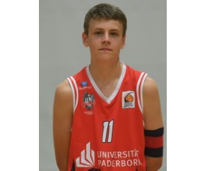 Lennart Hinkel basketball player - SF