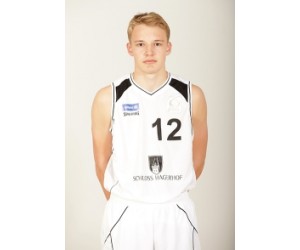 Leon Garcia-Petershof basketball player - SF
