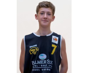 Liam Gfoellner basketball player photo 1