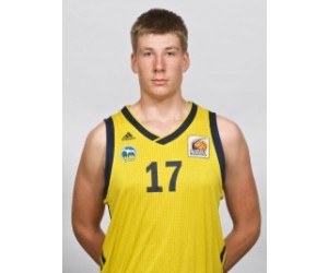 Lias Luneburg basketball player - C